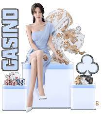 范弗里特：很多球队是努力培养化学反应 我们是自然而然的契合
